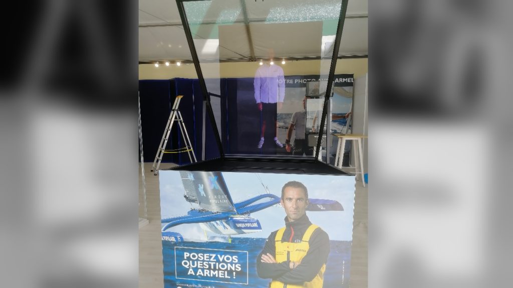 dispositif holographique route du rhum banque populaire